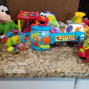 bundle of toys for kids ,pick up only...